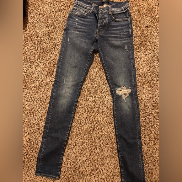 Selling amiri jeans (used)